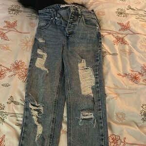 jeans with rips